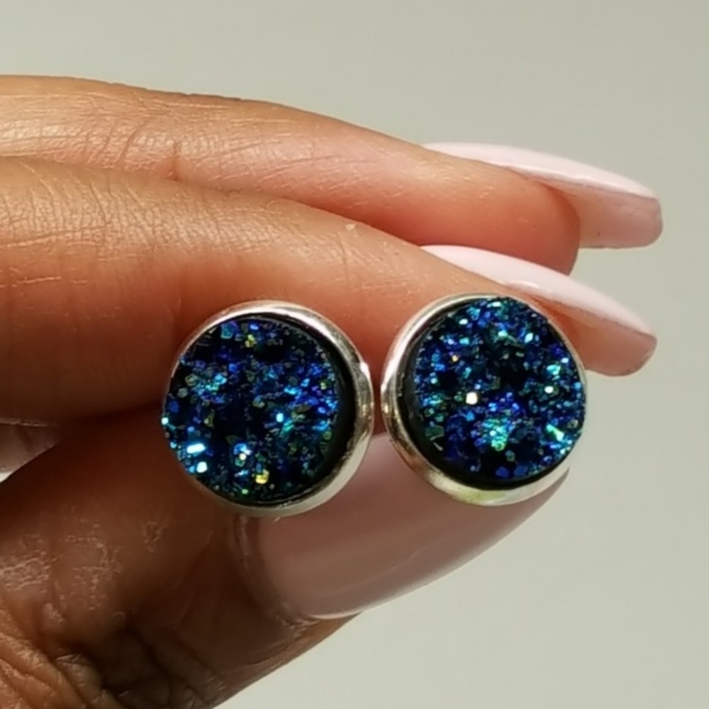 BRAND NEW 💖 Deep aquamarine druzy studs - Picture 4 of 5